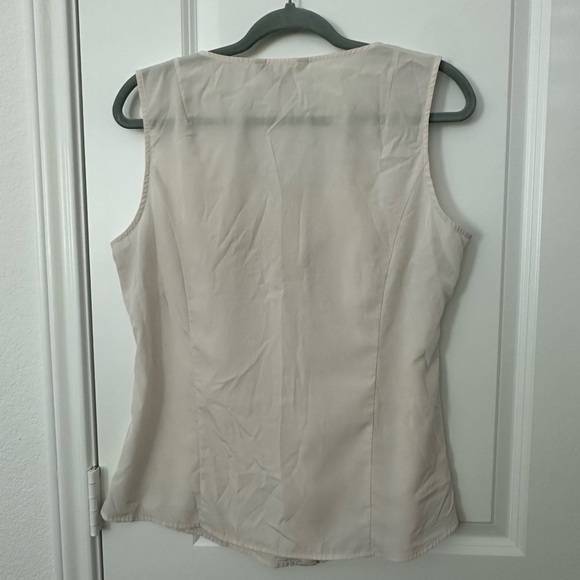 Banana Republic Sleeveless Ruffle Button Down Blouse - Picture 4 of 4